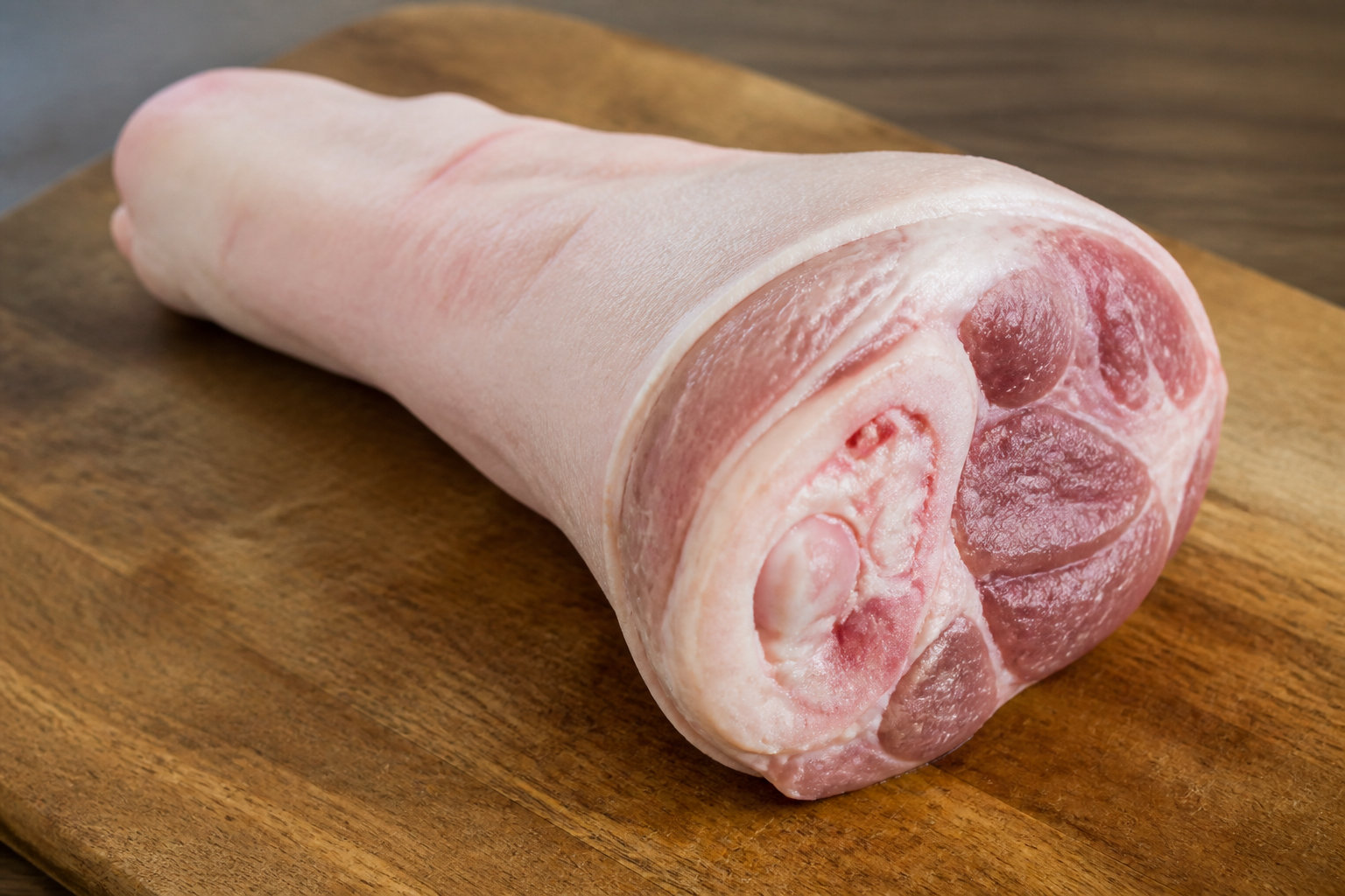 Rouelle de porc fondante au four : tout commence chez le boucher